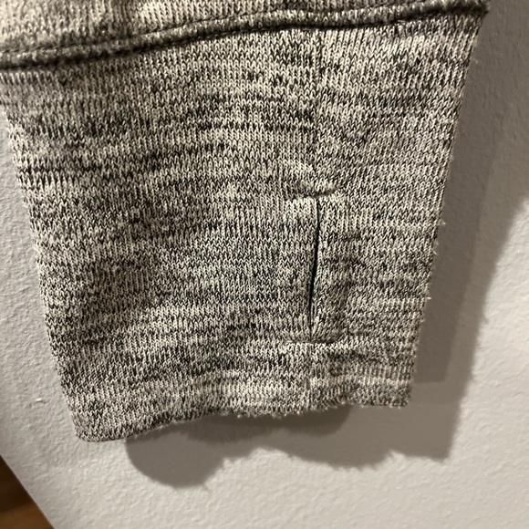 RBX Gray Cowl Neck Pullover Sweatshirt Size Medium Pink Accents, Running Active - Picture 4 of 5